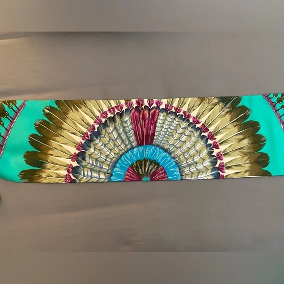 Authentic Hermes discontinued Maxi Twilly - Picture 5 of 7